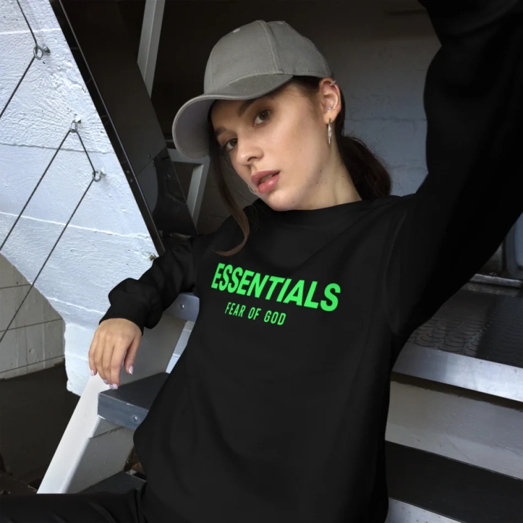 Essentials Clothing The Perfect Blend of Style and Comfort